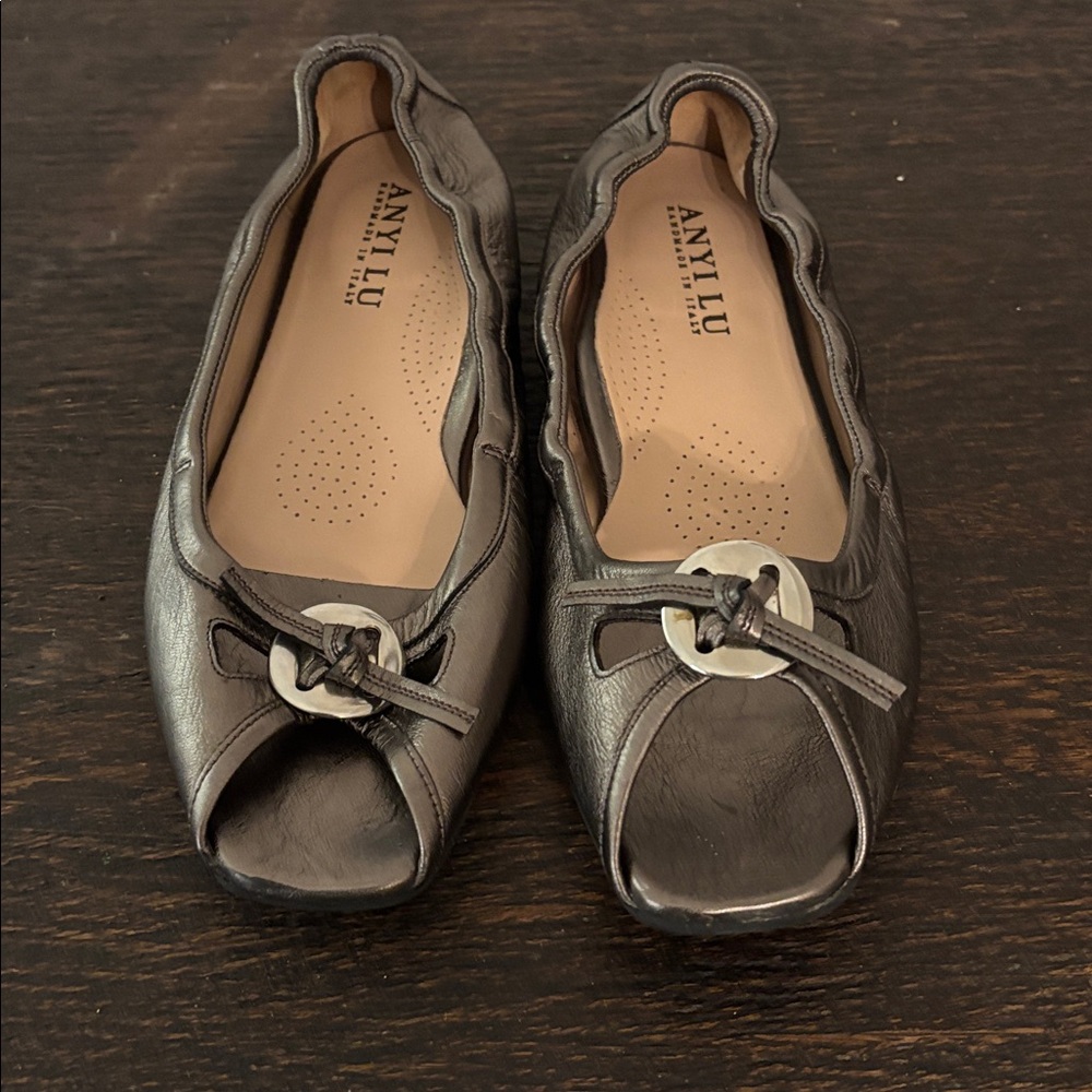 Anyi Lu Italian handmade bronze ballet flats. Sz 42